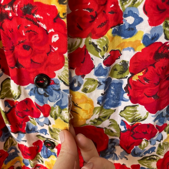 Vintage Floral Button Down - Picture 7 of 7
